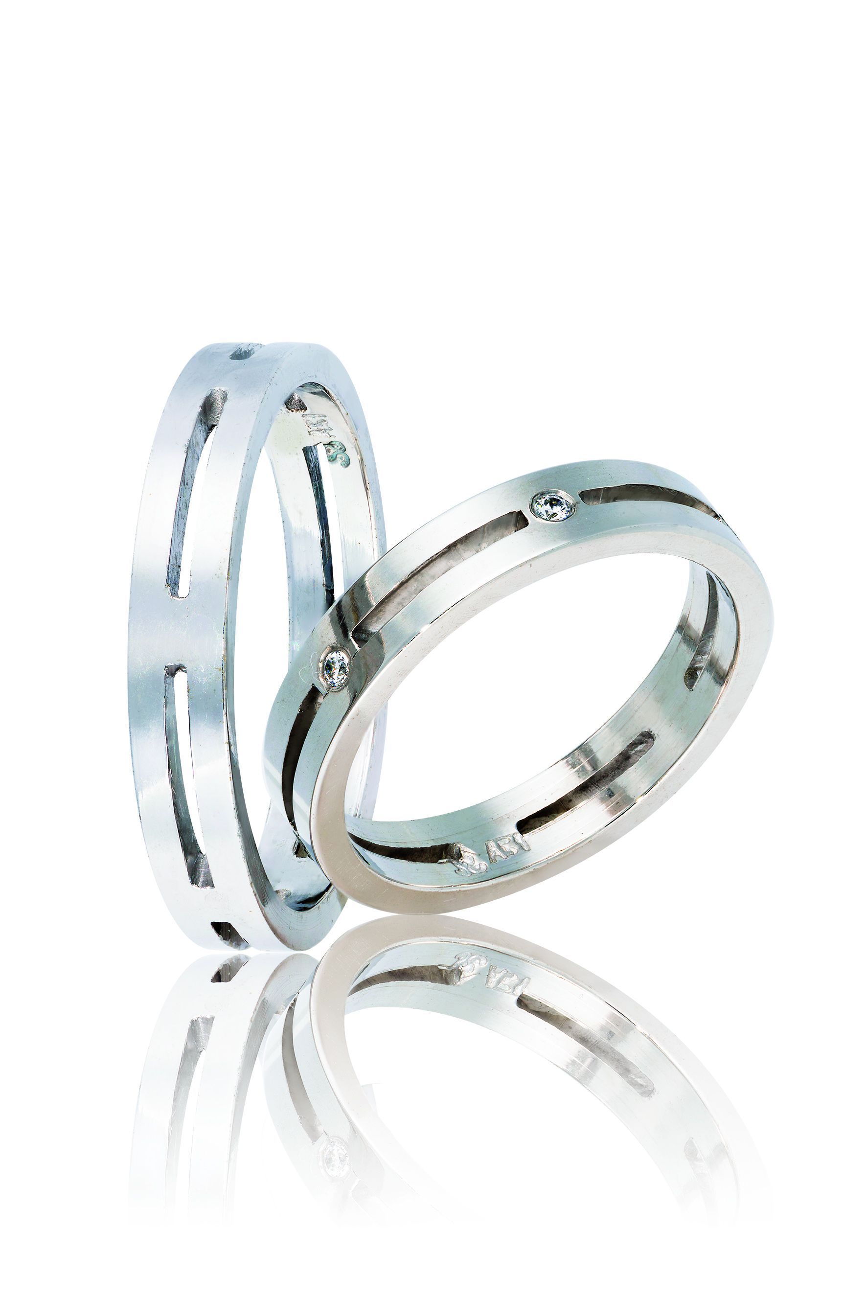 White gold wedding rings 4mm (code 5w)